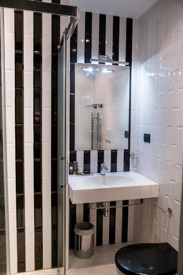 Relais San Lorenzo In Lucina Рим Экстерьер фото