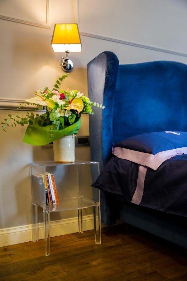 Relais San Lorenzo In Lucina Рим Экстерьер фото